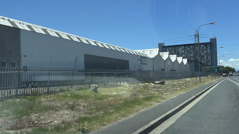 To Let commercial Property for Rent in Maitland Western Cape